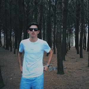 Meet your Posher, Eduardo